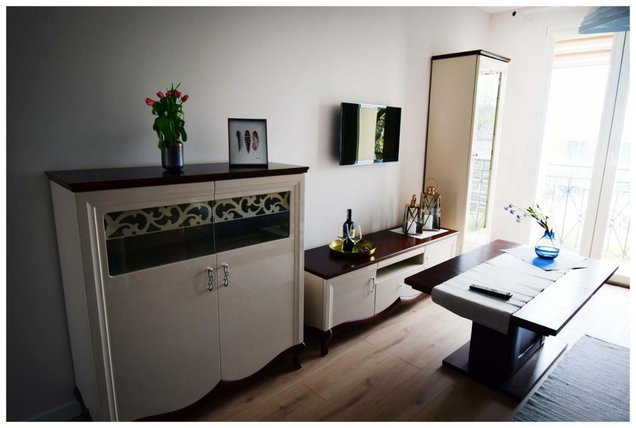 Apartamento Color 24 Premium Stalowa Wola Exterior foto